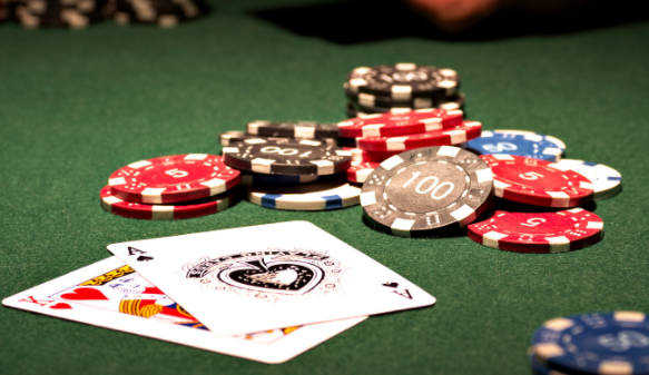 Trải nghiệm game Xì tố XIBET
